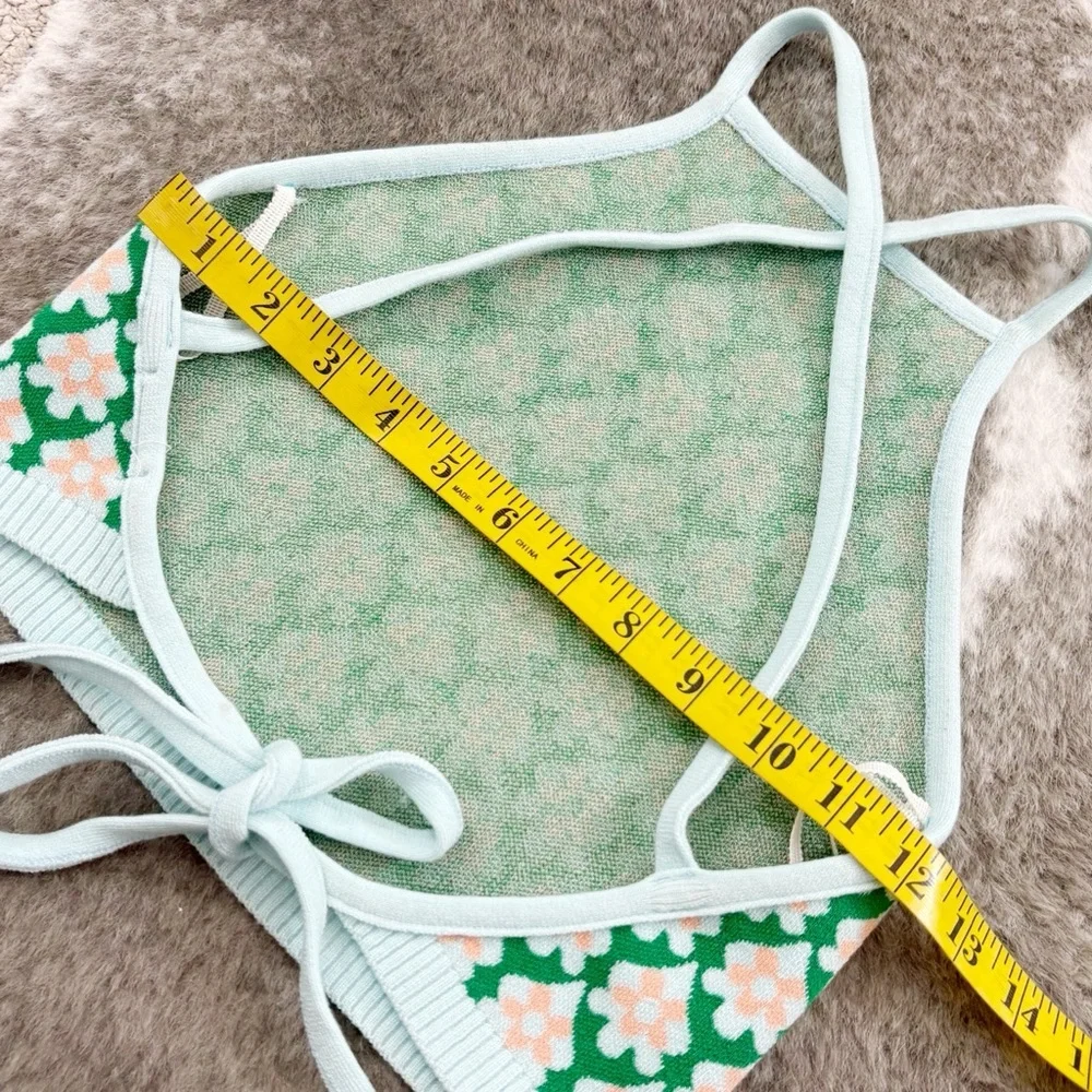 Debut High Neck Floral Crop Top Small - Picture 9 of 9